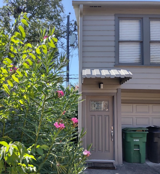 734 1/2 E 16th St, Houston, TX 77008 - photo 2