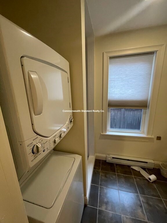17 Hillside Rd unit 1, Newton, MA 02461 - photo 3