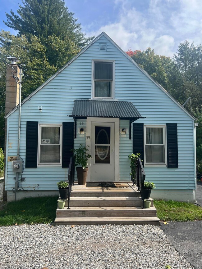 99 Lawrence Rd, Salem, NH 03079 - photo 5