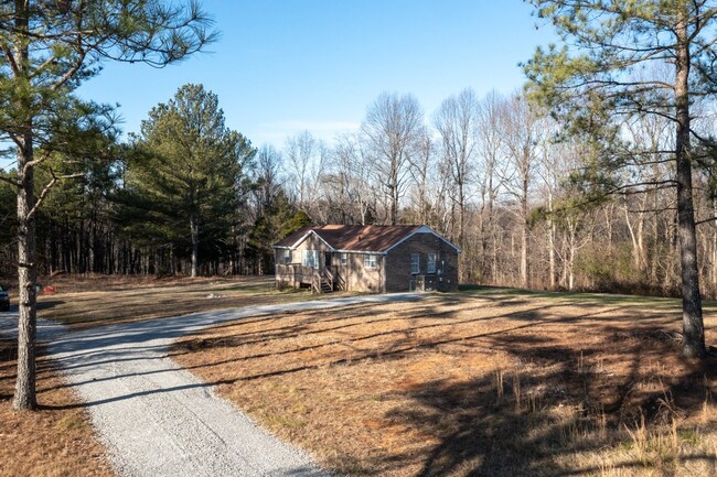 6519 Greer Rd, Goodlettsville, TN 37072 | MLS# RTC2604076 | Homes.com