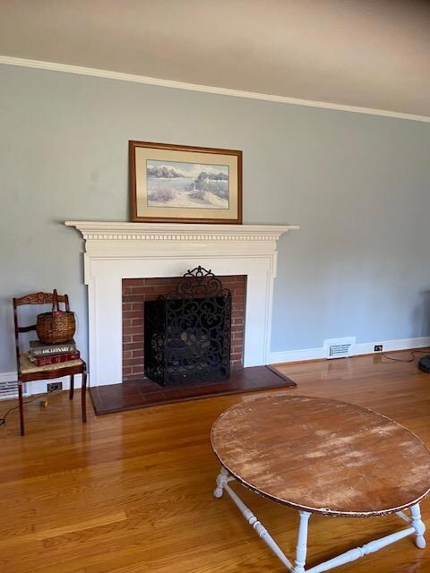 Living room 3