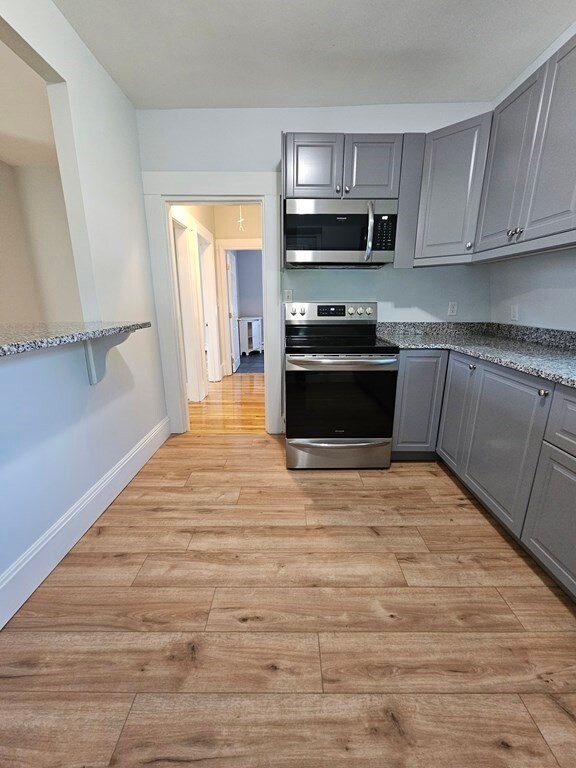 24 Duncklee Ave unit 2, Stoneham, MA 02180 - photo 6