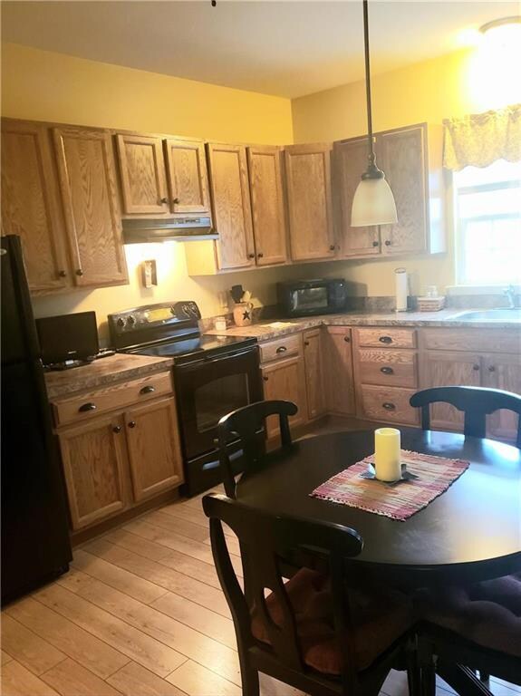 4350 Belmont Cir, Whitehall, PA 18052 - photo 3