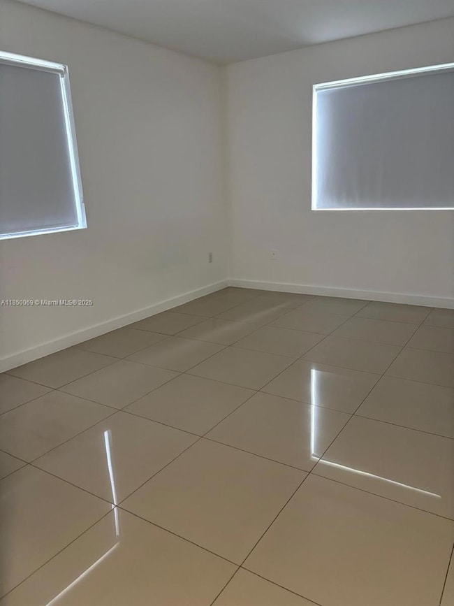 423 E 27th St unit 203, Hialeah, FL 33013 - photo 3