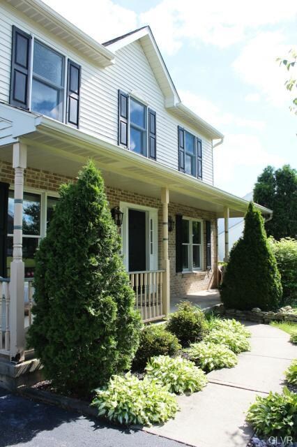 102 Park Ridge Dr, Bath, PA 18014 - photo 3