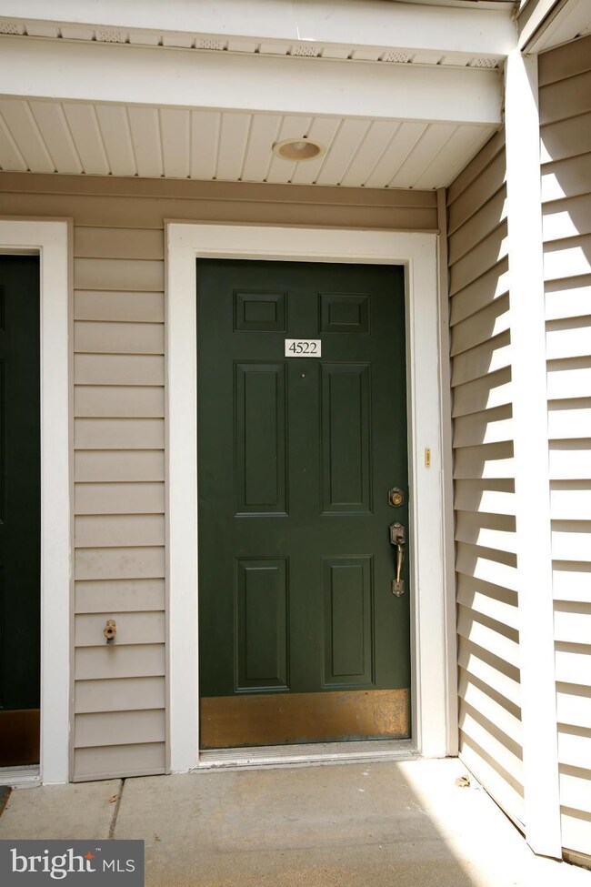 4522 Superior Square unit 4522, Fairfax, VA 22033 - photo 2