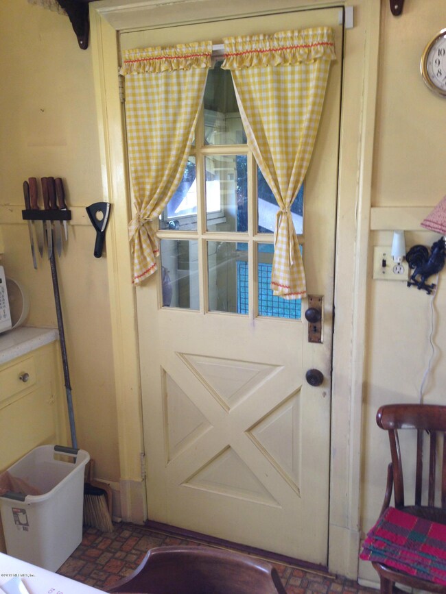 4335 Saint Johns Ave, Jacksonville, FL 32210 - photo 2