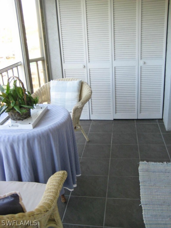 TILED LANAI