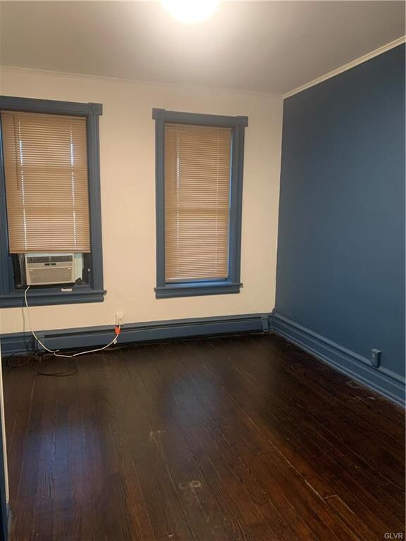 308 N 12th St, Allentown, PA 18102 - photo 5