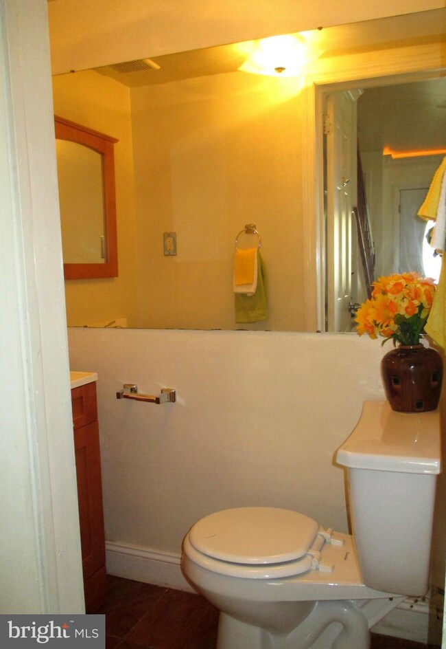 210 56th St NE, Washington, DC 20019 - photo 7