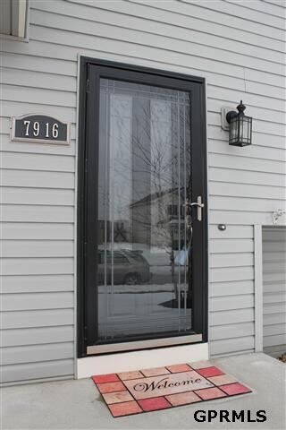 New front door and storm door