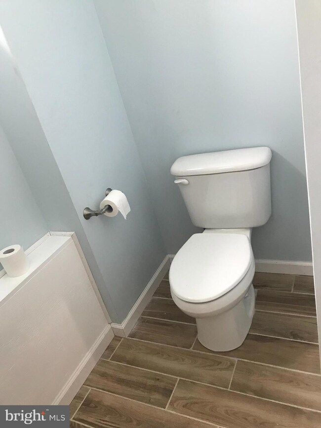 519 Maddock St, Crum Lynne, PA 19022 - photo 6