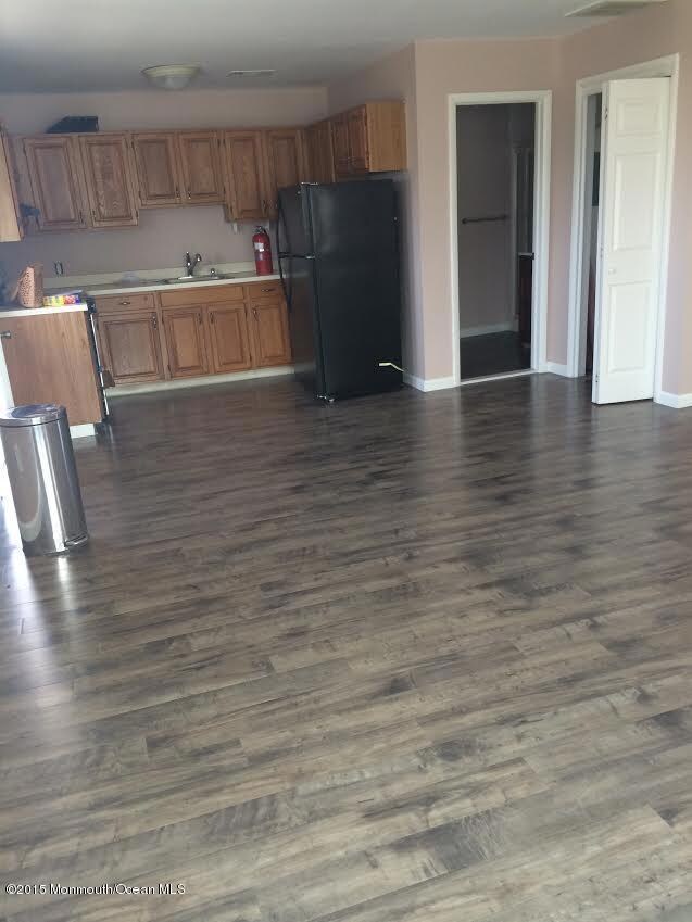 140 Ocean Ave unit 3, Sea Bright, NJ 07760 - photo 4