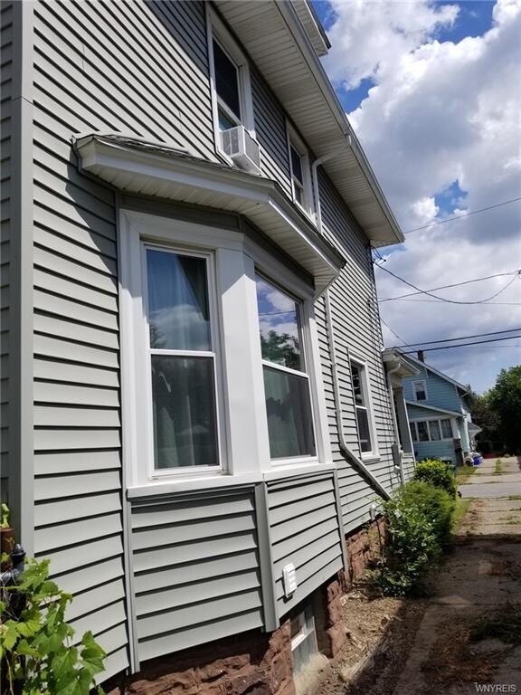 386 Miller St, North Tonawanda, NY 14120 - photo 4