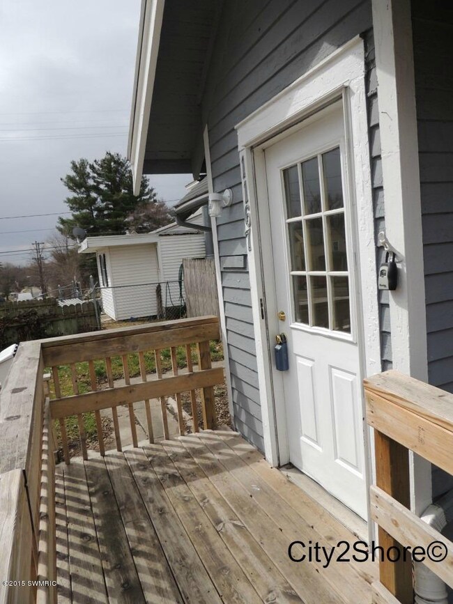 Front entry.jpg