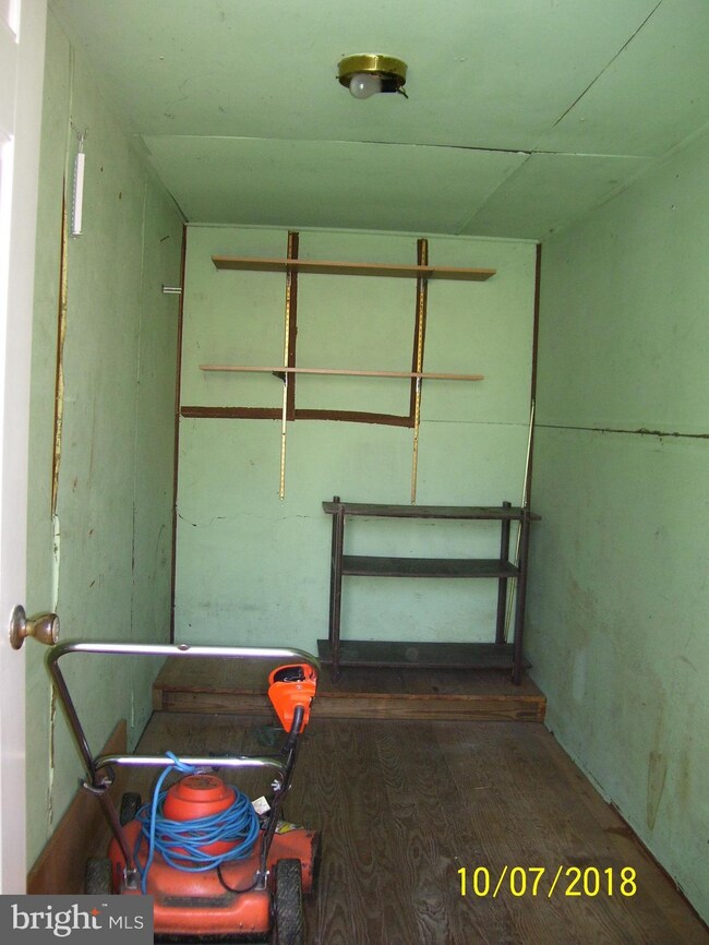 558 N Union St unit 2, Middletown, PA 17057 - photo 3