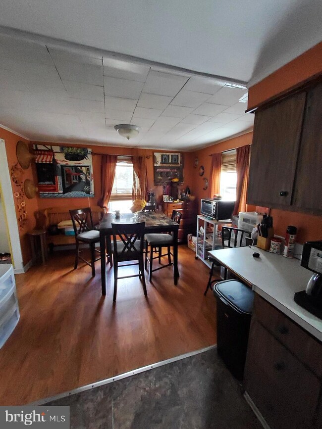 25 Homecrest Ave, Ewing, NJ 08638 - photo 7