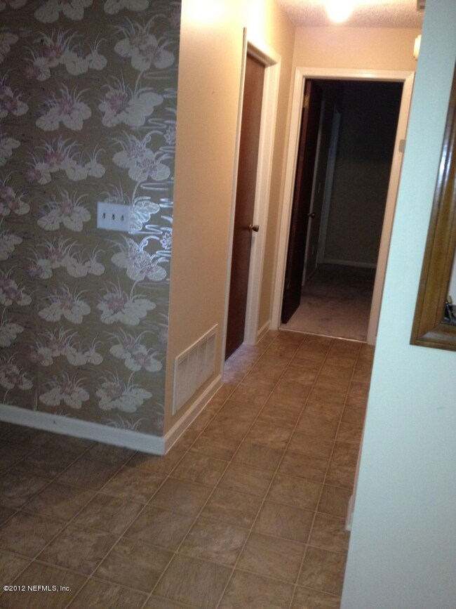 3969 Bramble Rd, Jacksonville, FL 32210 - photo 4