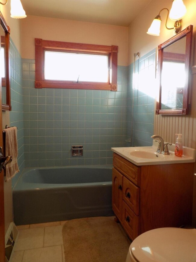 3010 98th Place, Highland, IN 46322 - photo 5