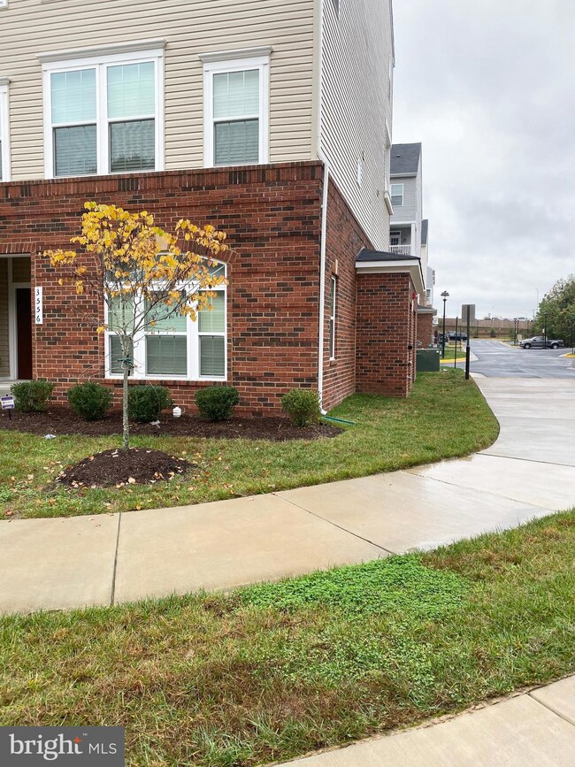 3556 Briarwood Dr unit 1A, Dumfries, VA 22026 - photo 4
