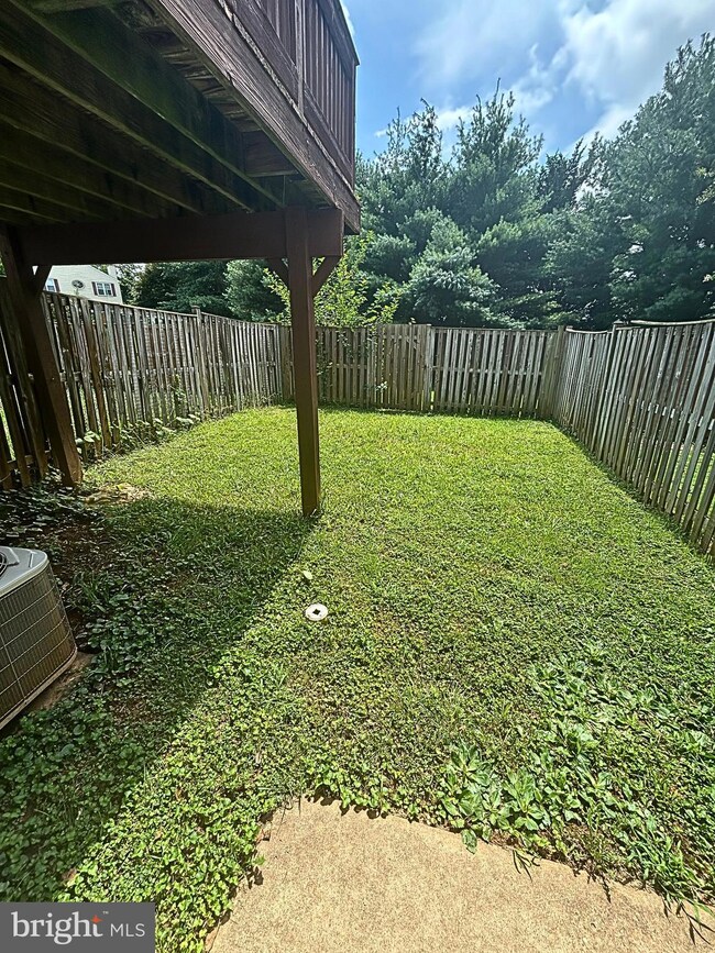 715 Acorn Ct, Warrenton, VA 20186 - photo 6