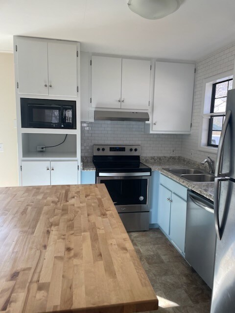 715 Hendrixson Dr, Manchester, TN 37355 - photo 2