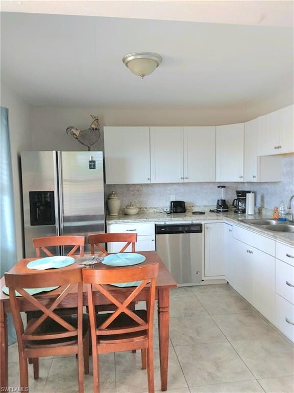 2840 Shoreview Dr unit 7, Naples, FL 34112 - photo 4