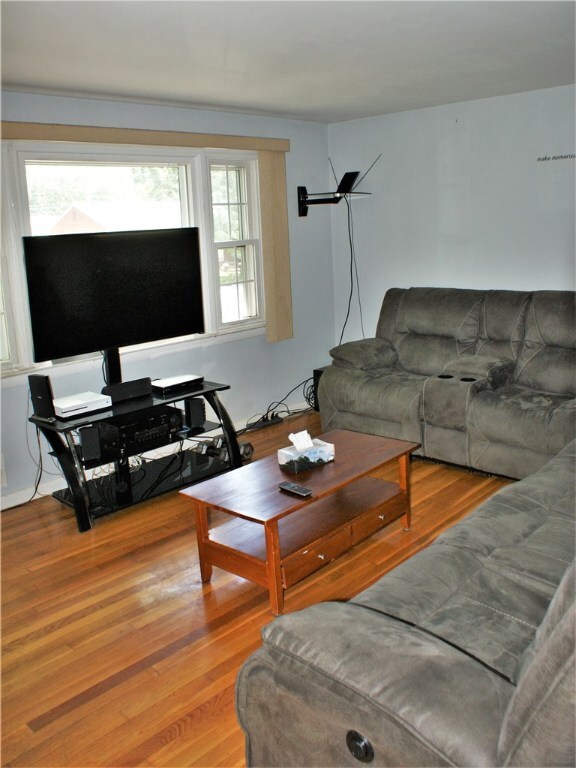 69 Adrian St, Warwick, RI 02886 - photo 6