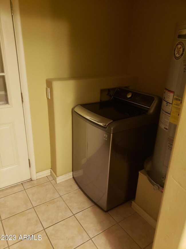 1422 E Edgemont Ave, Phoenix, AZ 85006 - photo 4