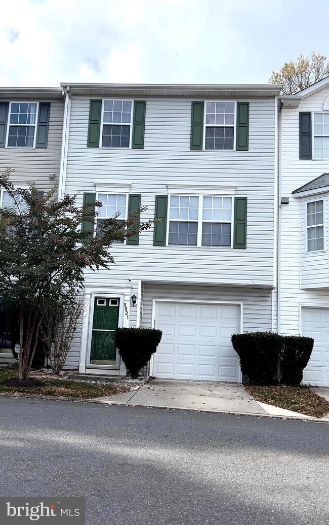 6130 Starburn Path, Columbia, MD 21045 - Townhome Rentals in