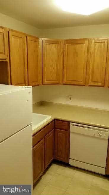 201 N Emory Dr unit 4, Sterling, VA 20164 - photo 4