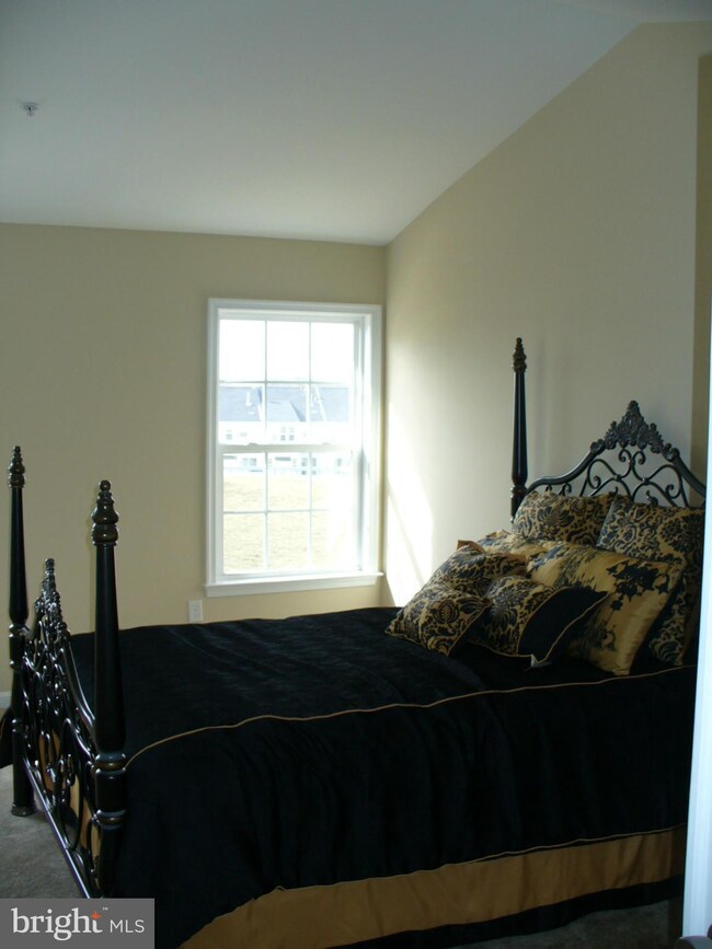 10364 Bridle Ct, Hagerstown, MD 21740 - photo 7