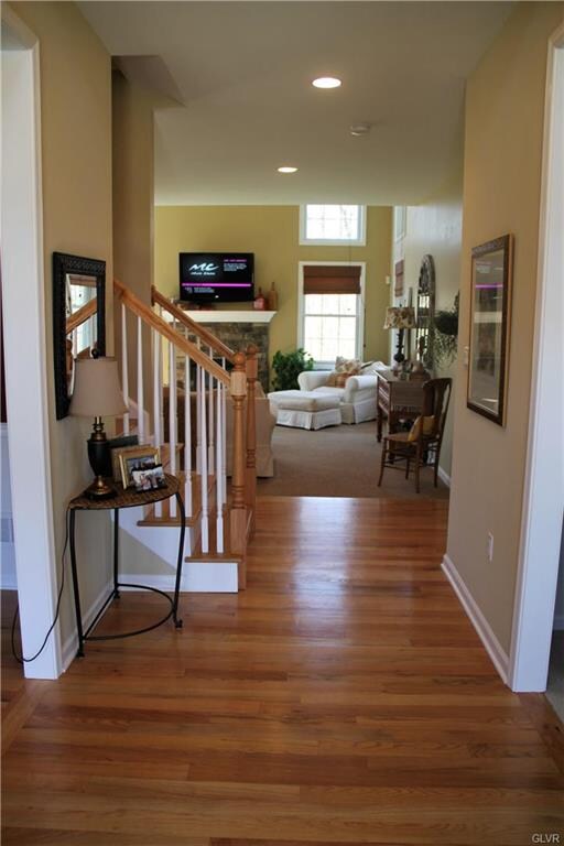 164 Robert Dr, Allentown, PA 18104 - photo 6