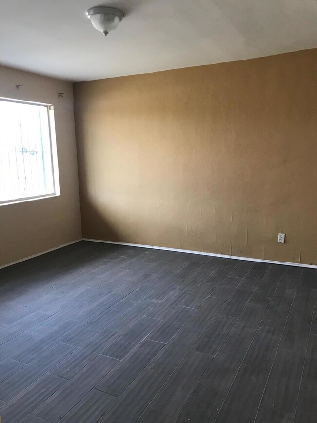 7824 Santa Maria Rd, El Paso, TX 79915 - photo 6