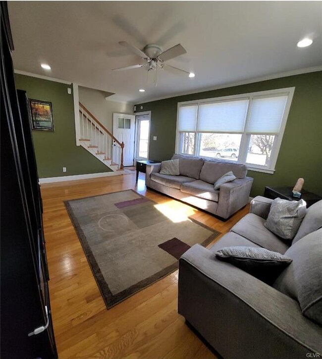 2408 S 6th St, Allentown, PA 18103 - photo 6