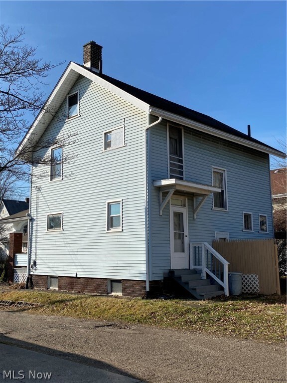 3045 12th St SW, Canton, OH 44710 - photo 2