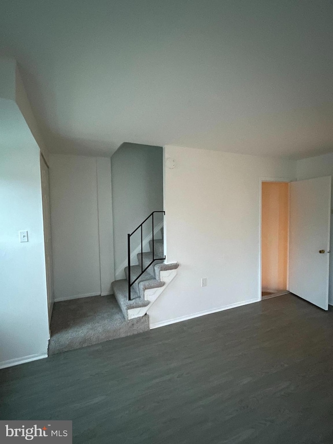 8200 Tomlinson Ct, Severn, MD 21144 - photo 3