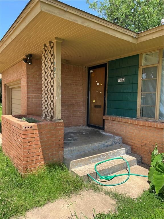 1407 NE 37th St, Oklahoma City, OK 73111 - photo 3