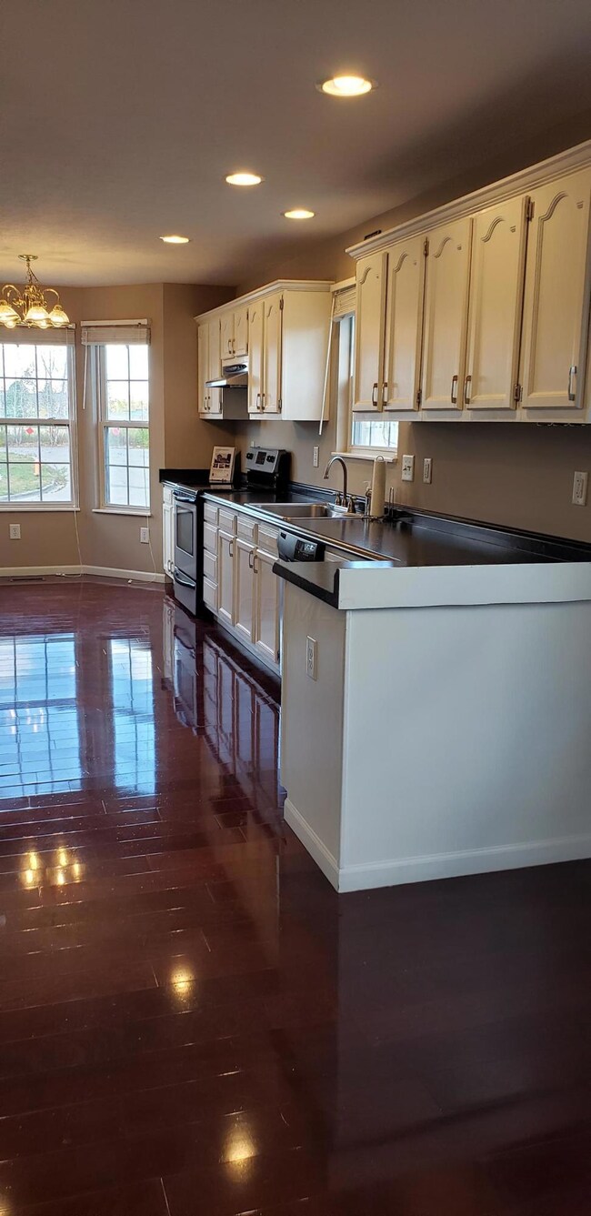 6621 Marissa St, Canal Winchester, OH 43110 - photo 4