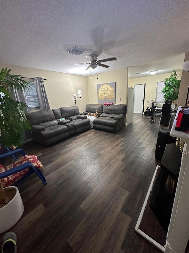 523 Colonial Rd unit A - B, West Palm Beach, FL 33405 - photo 3