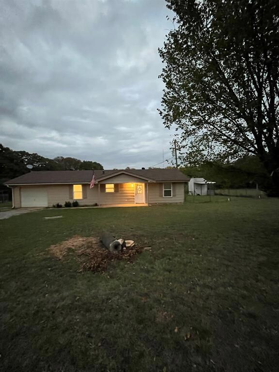 236 Thomas Len Rd, Azle, TX 76020 - photo 3