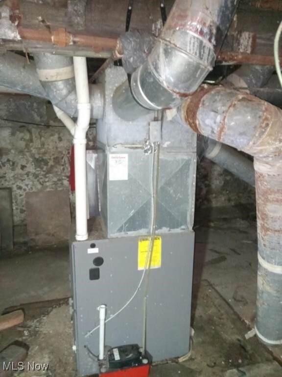 2307 E 103rd St, Cleveland, OH 44106 - photo 6