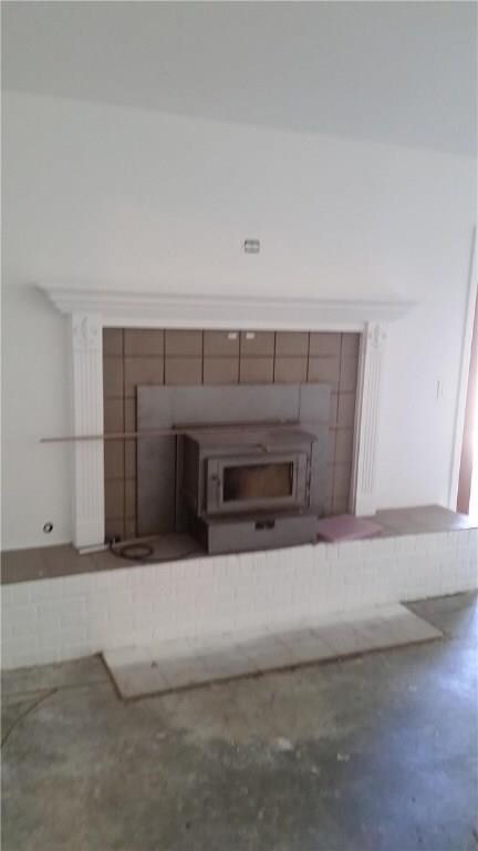 fireplace with insert