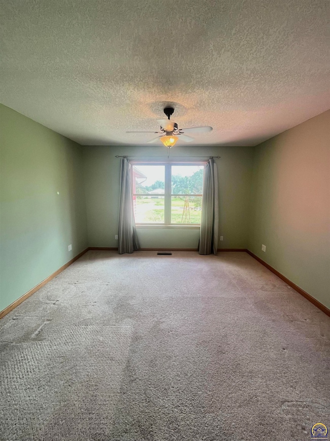 113 Osage St, Reading, KS 66868 - photo 7