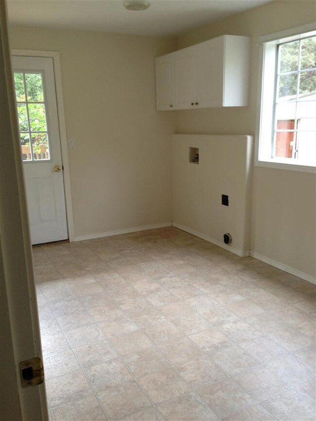 60931 Garnet St, Bend, OR 97702 - photo 7