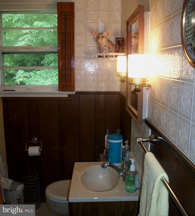 140 Cree Dr, Oxon Hill, MD 20745 - photo 5