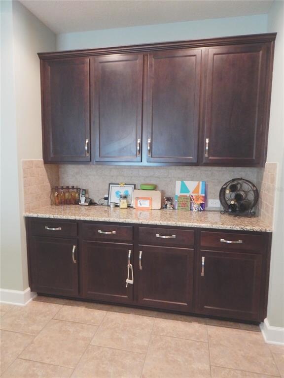 16107 Courtside View Dr, Lithia, FL 33547 - photo 7