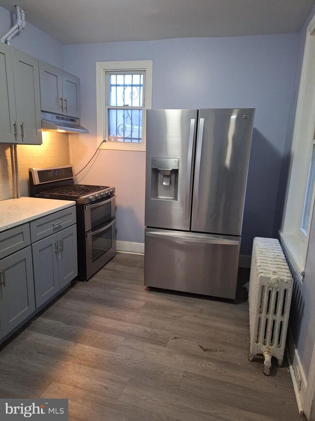 931 S 7th St, Camden, NJ 08103 - photo 5