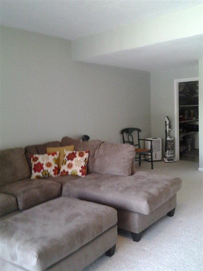 47 Michawanic Rd, Sanbornville, NH 03872 - photo 7