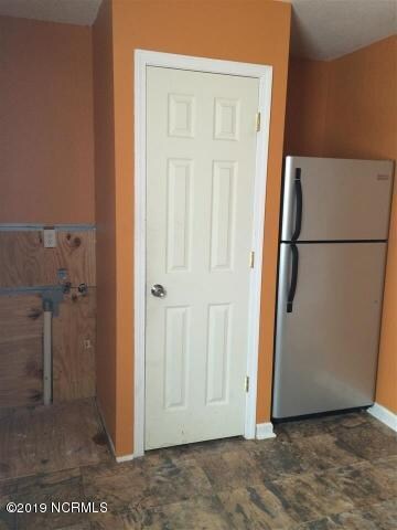 1212 Davis St unit 1212 And 1214, Jacksonville, NC 28540 - photo 5